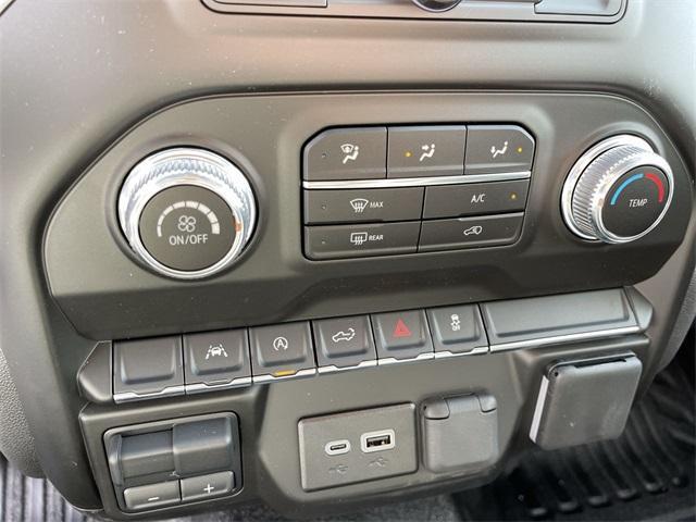 new 2025 GMC Sierra 1500 car, priced at $39,530