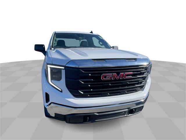 new 2025 GMC Sierra 1500 car, priced at $41,530