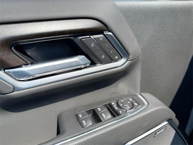 new 2025 GMC Sierra 2500 car, priced at $85,960
