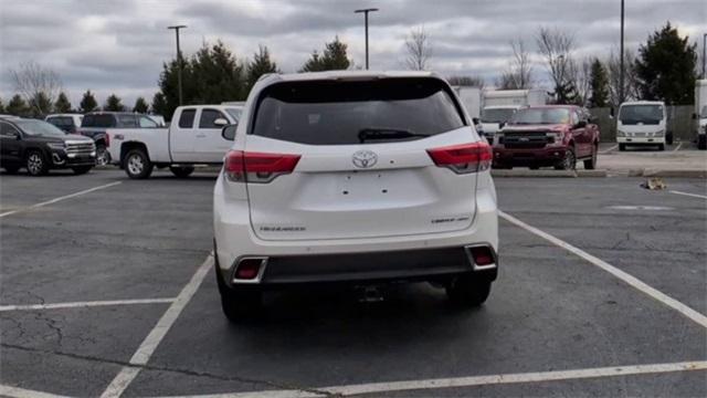 used 2018 Toyota Highlander car, priced at $25,981