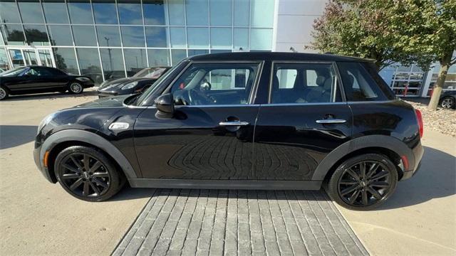 used 2017 MINI Hardtop car, priced at $9,990
