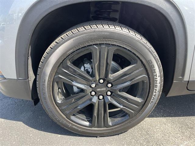 new 2025 GMC Acadia car, priced at $52,725
