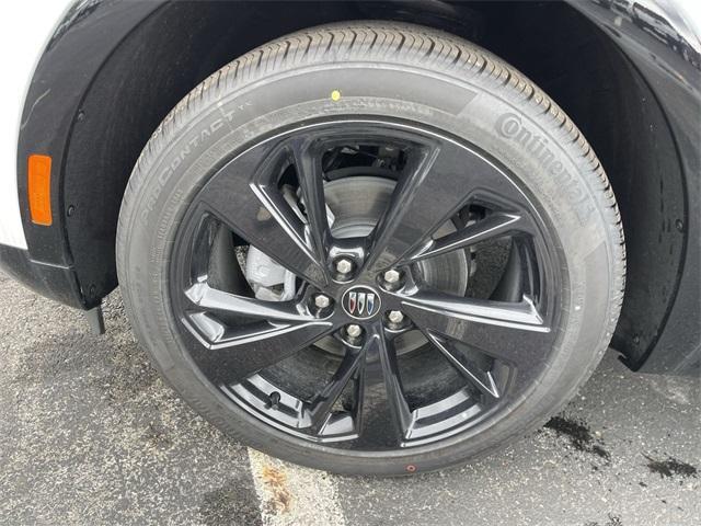 new 2024 Buick Envision car, priced at $39,220