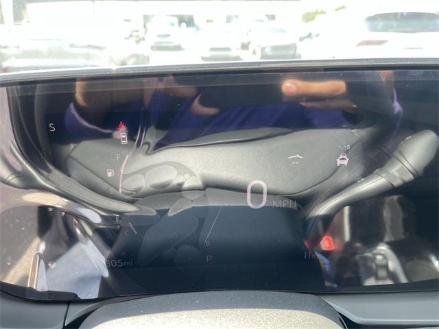 new 2025 Buick Envista car, priced at $29,620