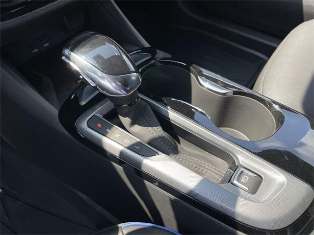 new 2025 Buick Envista car, priced at $29,620