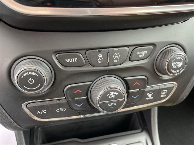 used 2019 Jeep Cherokee car, priced at $16,990