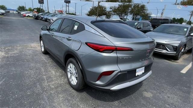 new 2025 Buick Envista car, priced at $27,425