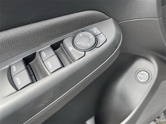 new 2025 Buick Envista car, priced at $27,425