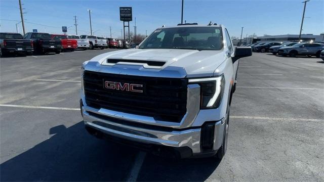 new 2024 GMC Sierra 2500 car, priced at $49,625