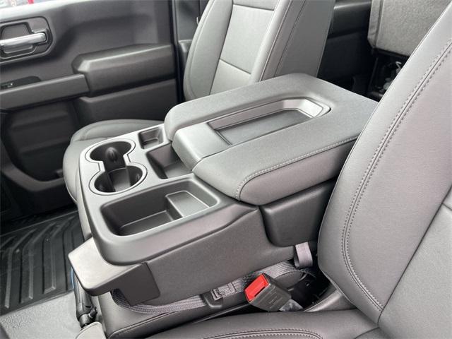 new 2025 GMC Sierra 2500 car, priced at $54,325