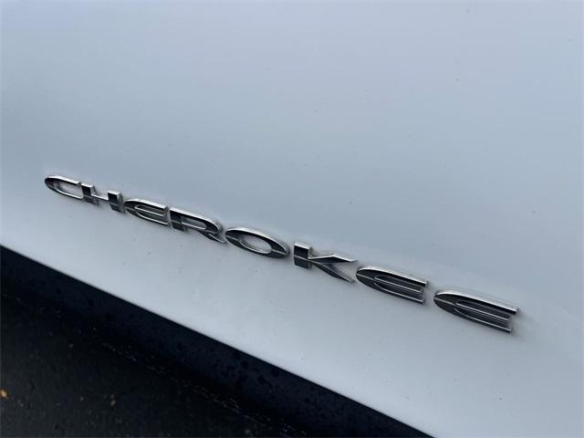 used 2020 Jeep Cherokee car, priced at $15,981