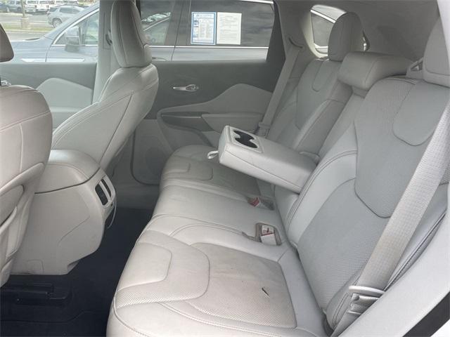 used 2020 Jeep Cherokee car, priced at $15,981