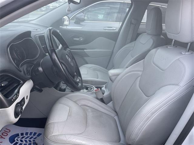 used 2020 Jeep Cherokee car, priced at $15,981