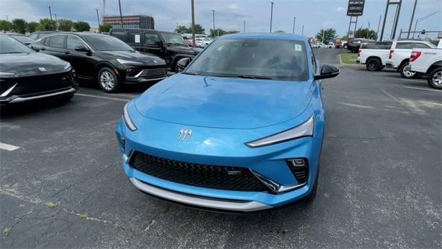 new 2025 Buick Envista car, priced at $29,495