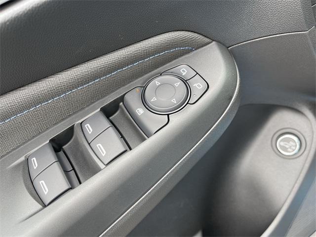 new 2025 Buick Envista car, priced at $29,495