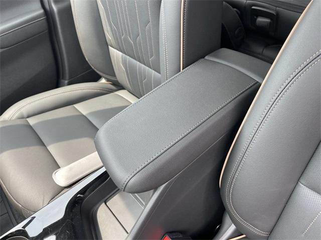 new 2025 Buick Envista car, priced at $31,135