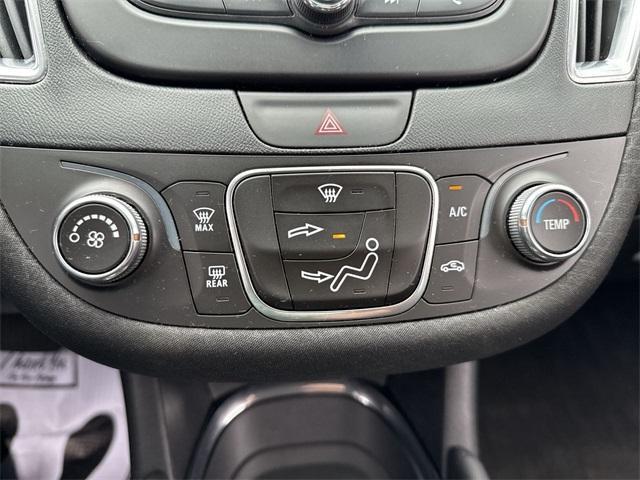 used 2018 Chevrolet Malibu car, priced at $13,890