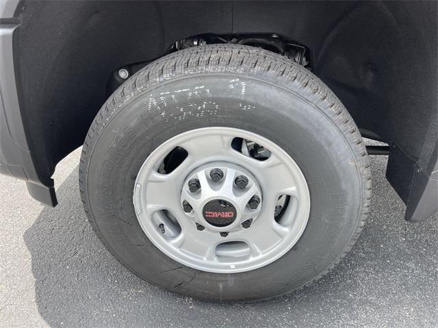new 2025 GMC Sierra 2500 car, priced at $54,325