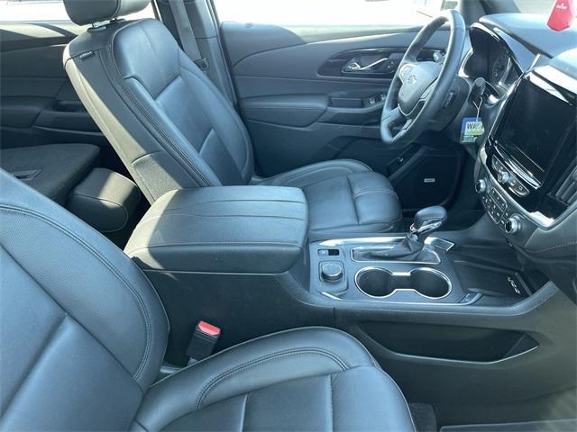 used 2023 Chevrolet Traverse car, priced at $37,981