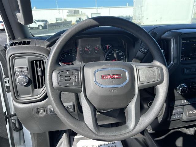 new 2024 GMC Sierra 2500 car, priced at $63,572