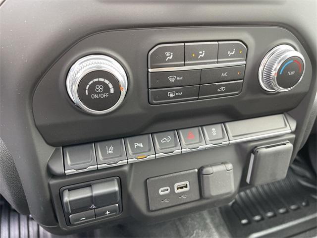 new 2025 GMC Sierra 3500 car, priced at $55,315