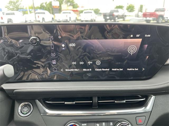 new 2025 Buick Envista car, priced at $27,300