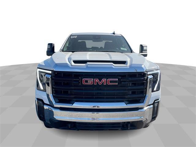 new 2024 GMC Sierra 3500 car, priced at $70,422