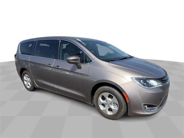 used 2018 Chrysler Pacifica Hybrid car, priced at $24,990