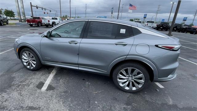 new 2025 Buick Envista car, priced at $31,010