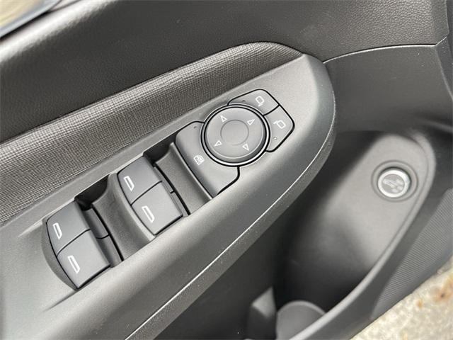new 2025 Buick Envista car, priced at $31,010