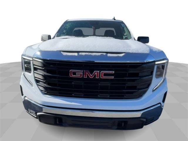 new 2025 GMC Sierra 1500 car, priced at $41,530