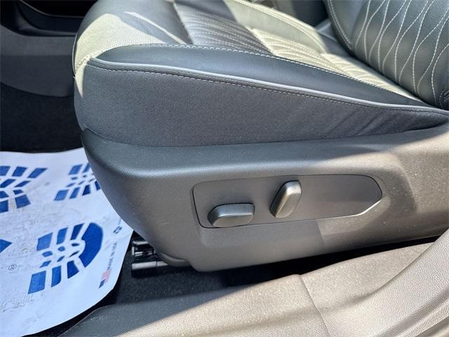 used 2022 Buick Envision car, priced at $33,990