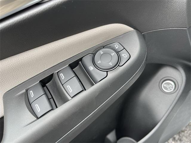 new 2025 Buick Envista car, priced at $31,610