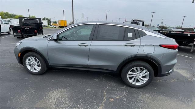 new 2025 Buick Envista car, priced at $26,705