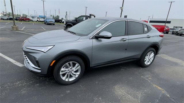 new 2025 Buick Envista car, priced at $26,705