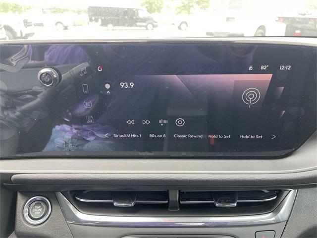 new 2025 Buick Envista car, priced at $26,705