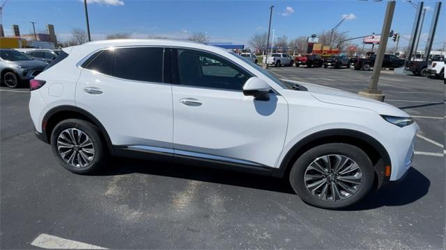 new 2025 Buick Envision car, priced at $37,895