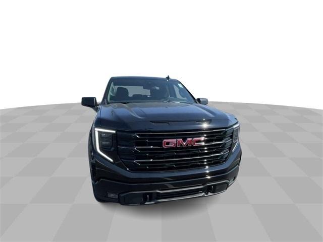 new 2024 GMC Sierra 1500 car, priced at $46,090