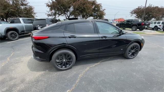 new 2025 Buick Envista car, priced at $29,495