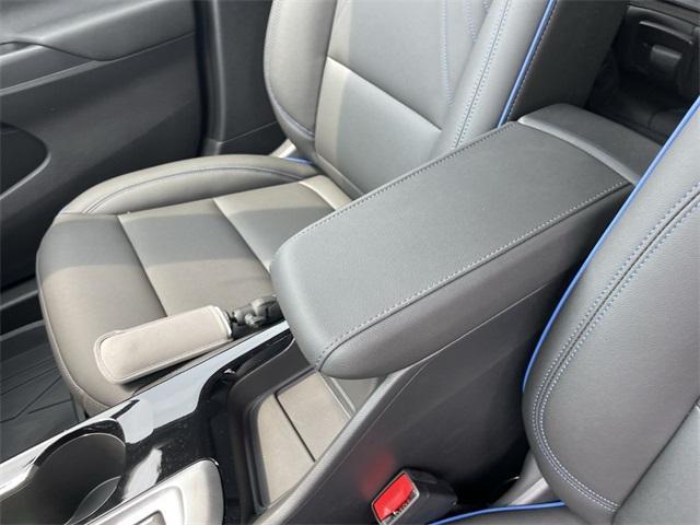 new 2025 Buick Envista car, priced at $29,495
