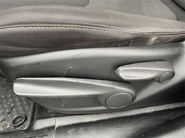 used 2015 Jeep Cherokee car, priced at $8,990