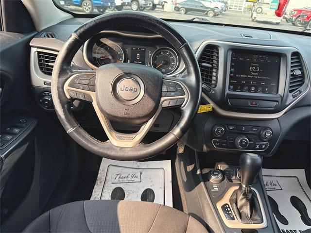 used 2015 Jeep Cherokee car, priced at $9,990