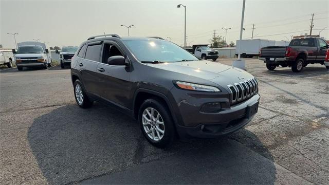 used 2015 Jeep Cherokee car, priced at $9,990
