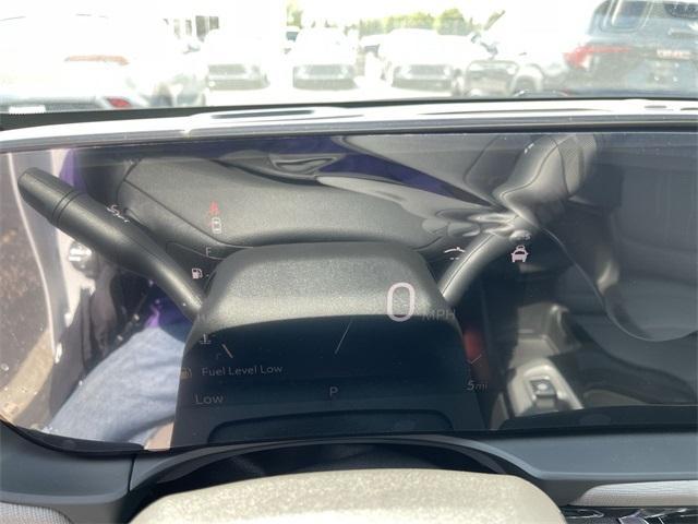 new 2025 Buick Envista car, priced at $31,235