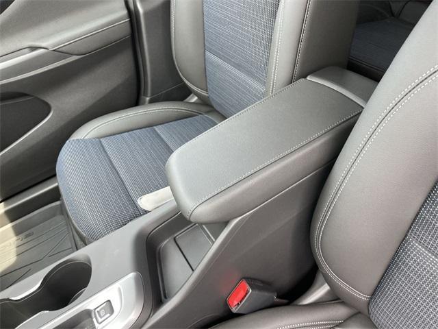 new 2025 Buick Envista car, priced at $27,425