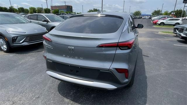 new 2025 Buick Envista car, priced at $27,425