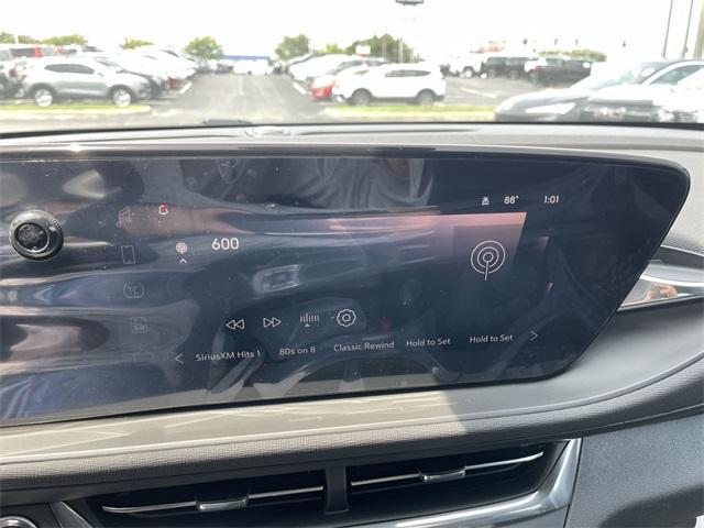 new 2025 Buick Envista car, priced at $27,425