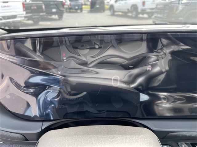 new 2025 Buick Envista car, priced at $27,425