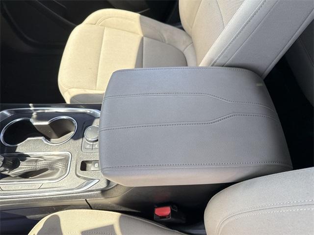 used 2022 Chevrolet Traverse car, priced at $24,490