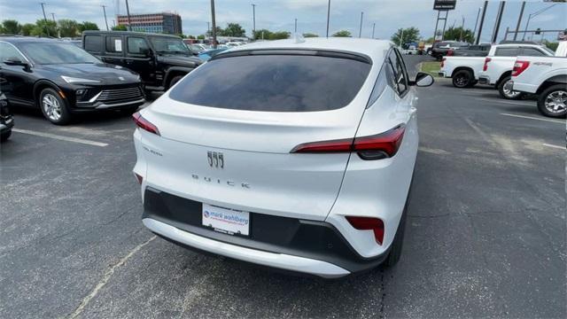 new 2025 Buick Envista car, priced at $26,930